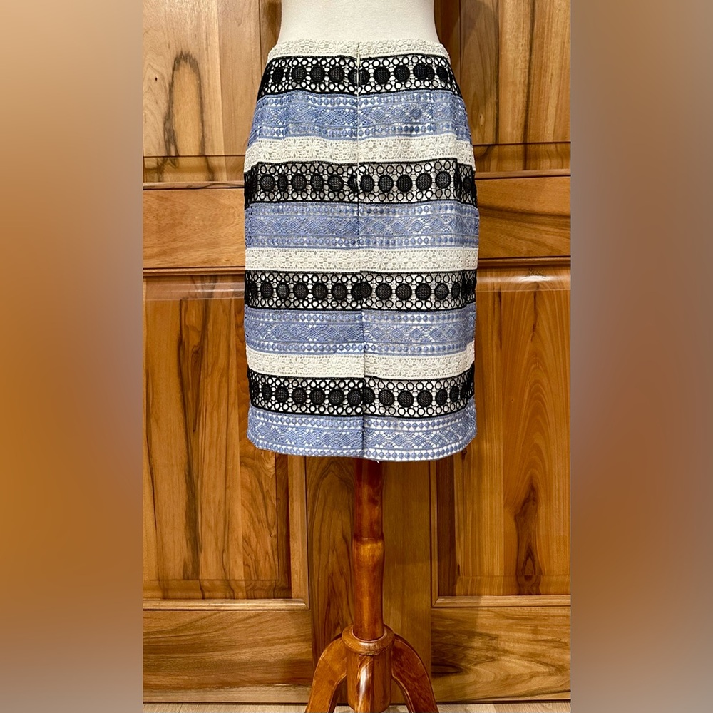 Talbots Petites Peekaboo Crochet Lace Stripes Fully Lined Pencil Skirt - EUC 12P - Picture 4 of 9